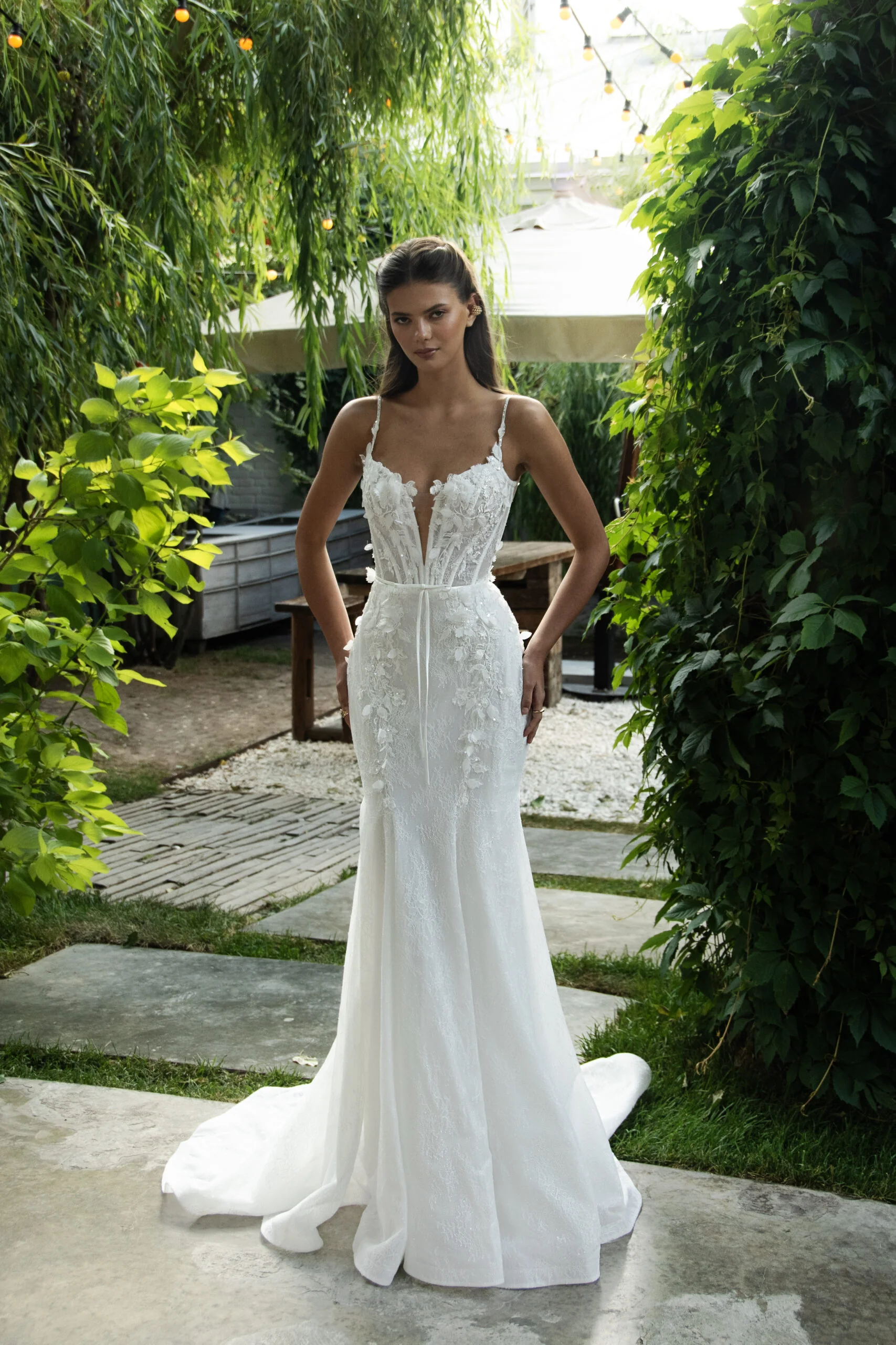 Robe de mariée Angelina — Collection 2027 — Boutique Carlota Bourg-en-Bresse
