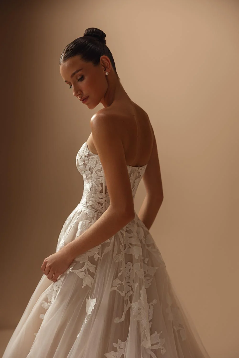 Robe de mariée Aurélia — Collection Tina Valerdi — Boutique Carlota Bourg-en-Bresse